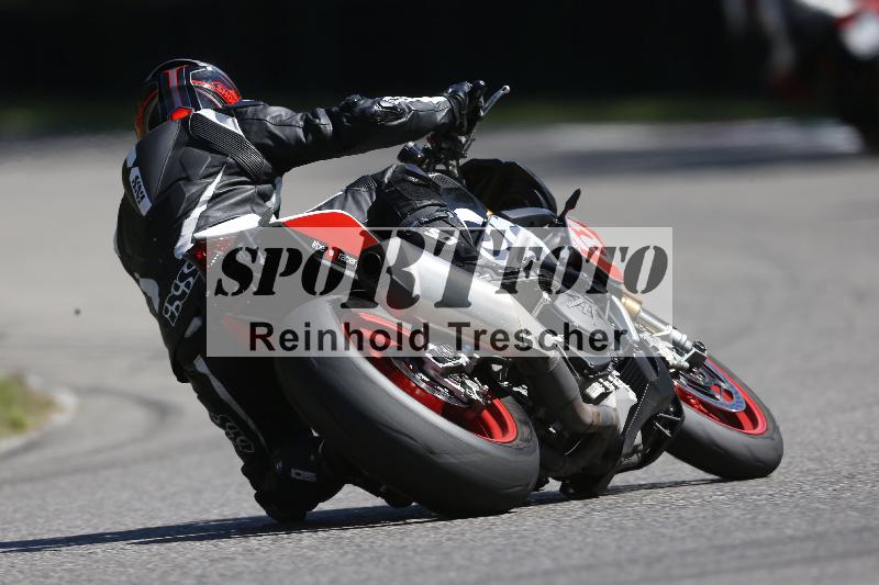 /Archiv-2025/48 25.08.2025 Cornu Master School ADR/rot-rouge/unklar